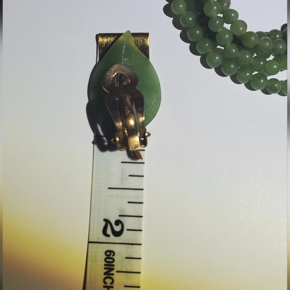 JADE Jewelry set 14k clip-on earrings, 1 brooch , 4 seperate strand necklace - Picture 11 of 15